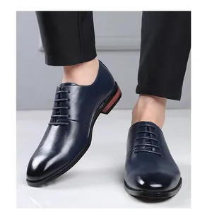 Chaussures richelieu élégantes en cuir bleu marine dégradé à bout pointu pour hommes