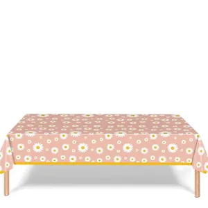 Detailansicht einer rosa Einweg-Tischdecke mit weißem Gänseblümchen-Blumenmuster