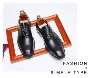 Elegant black men's leather brogue oxford shoes with square toe for formal occasions