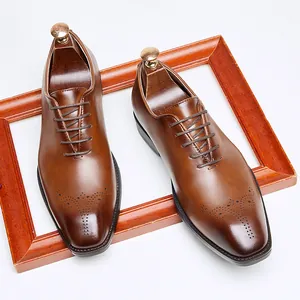 Elegant brown men's Brogue Oxford shoes with square toe for business and formal occasions.