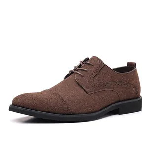 Klassische braune Wildleder-Business-Schuhe für Herren im eleganten Brogue-Stil