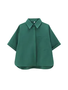 Ottima camicia estiva da donna verde scuro a maniche corte con taschino utile