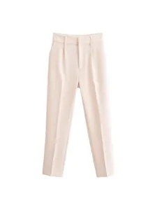 Pantalon beige élégant à taille haute pour femmes avec une coupe droite ajustée.