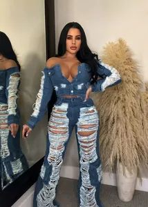Conjunto de dos piezas sexy de chaqueta vaquera rasgada con hombros caídos y vaqueros a juego