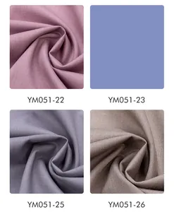 Échantillons de tissu montrant les couleurs et textures d'une chemise en laine pour hommes