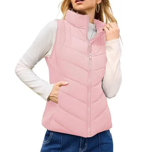 Elegante chaleco acolchado rosa para mujer con cuello alto y cierre de cremallera completo