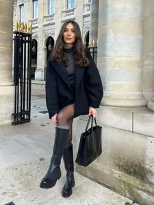 Elegante abrigo corto de mezcla de lana negra de estilo francés con solapa para mujer