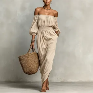 Elegantes schulterfreies Maxikleid in Apricot mit Puffärmeln und geraffter Taille