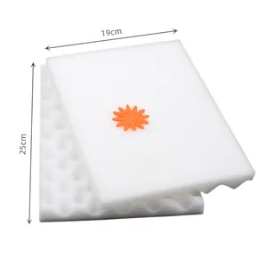 Set van 2 witte gegolfde schuimrubberen matjes voor het drogen en vormen van fondant bloemen