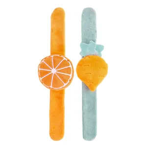 Bracelets claques en peluche pour enfants avec motifs de fruits orange et carotte