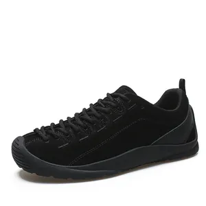 Chaussures de randonnée noires durables en daim pour hommes avec semelle antidérapante