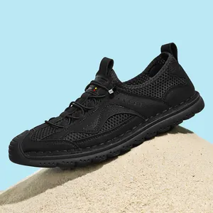 Baskets en mesh noir respirantes pour hommes avec embout renforcé pour la saison d'été