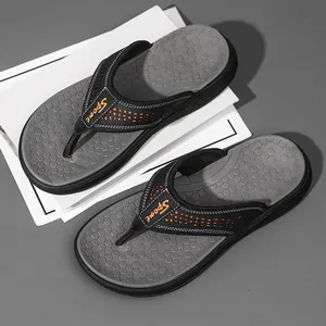 Lässige Herren-Sport-Flip-Flops mit dicker, rutschfester Sohle und orangefarbenen Sportdetails