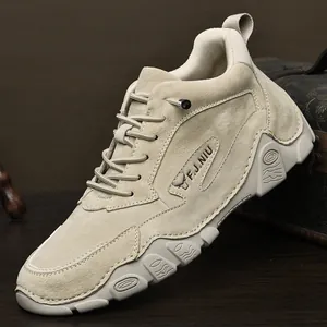 Scarpe Casual da Uomo in Pelle di Maiale Outdoor Mid-top Camoscio Suola Morbida Lacci Elastici Stivali Martin Moda Scarpe da Lavoro Vintage