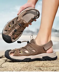 Sandales d'extérieur en cuir pour hommes, avec maille respirante et semelle antidérapante.