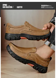 Détail de chaussures de loisirs d'extérieur en cuir véritable marron avec semelles antidérapantes