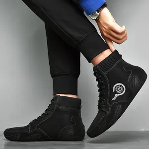 Botas negras para hombre estilo británico con cómodo diseño de cuello calcetín
