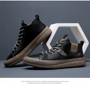 Sneaker casual alte in pelle nera da uomo con suole spesse in schiuma EVA leggera