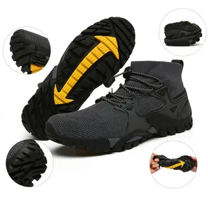 Dettagli di scarpe da trekking traspiranti con suole in gomma flessibili e antiscivolo