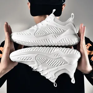 Witte ademende gebreide mesh sportschoenen voor heren en dames, lichtgewicht.
