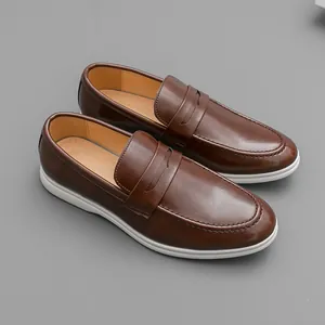 Mocassins Business Décontractés pour Hommes en Cuir PU Slip-on Penny Mocassins Style Britannique Coutures Chaussures de Conduite Noir Blanc