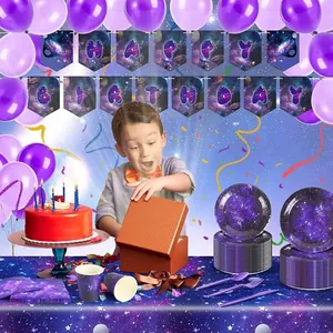 Kit decorazioni festa compleanno tema galassia viola con tovaglia piatti e striscione