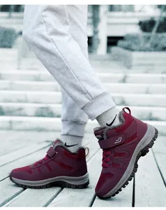 Warme weinrote High-Top-Winterwanderschuhe für Damen mit rutschfester Sohle und Fleecefutter