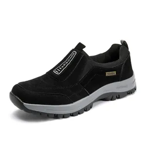 Detailed side view of black men's outdoor casual shoes with durable anti-slip thick sole