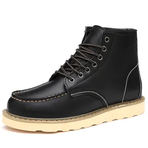 Klassieke zwarte hoge leren werkschoenen voor heren met een duurzaam moc-toe ontwerp en zool