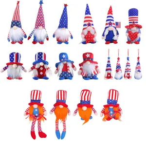 Collezione di gnomi patriottici per il Giorno dell'Indipendenza con motivi a stelle e strisce.