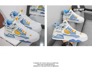 Vues multi-angles de baskets montantes pour hommes blanches et bleues avec motifs graffiti.