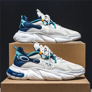 Sneakers chunky dad da uomo in mesh traspirante con accenti blu e suole spesse