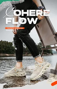 Men's breathable mesh running shoes in beige with wavy sole for outdoor sports