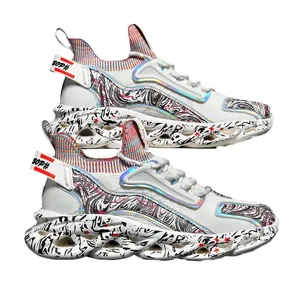 Baskets stylées pour hommes avec motif graffiti et semelle épaisse souple
