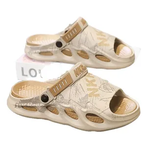 Lässige Herren-Strandsandalen mit dicker Sohle in Beige mit verstellbarem Riemen