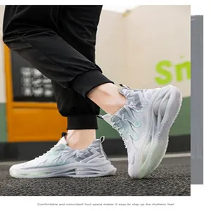 Chaussures de course respirantes en mesh pour hommes avec coussin d'air et talon haut.