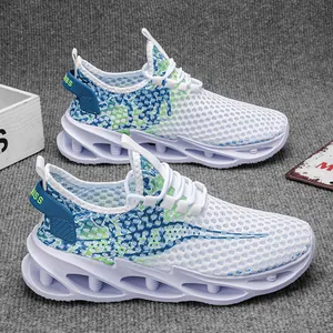 Zapatillas de malla Flyknit transpirables para hombre con suelas blancas amortiguadoras
