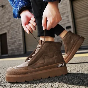 Bottines de travail marron mi-hautes pour hommes avec semelles épaisses style urbain