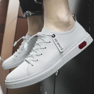 Witte heren sneakers van echt leer met ademend rundleer en elastische veters