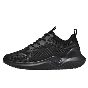 Ademende zwarte mesh chunky sneakers met dikke zool voor outdoor sport en casual gebruik