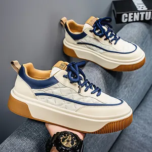 Ανδρικά δερμάτινα sneakers με πλατφόρμα σε μπλε και μπεζ χρώμα με καπιτονέ υφή