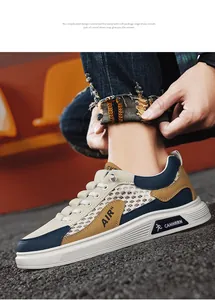 Detailansicht der atmungsaktiven Mesh-Sneaker mit Hohlmuster und AIR-Logo-Design
