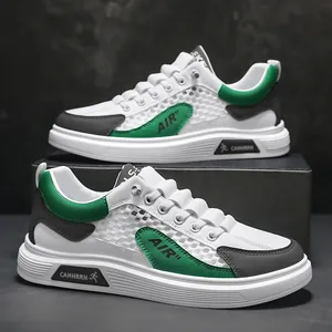 Atmungsaktive Herren-Mesh-Sneaker mit grünen Akzenten und hohlem Design für Sport