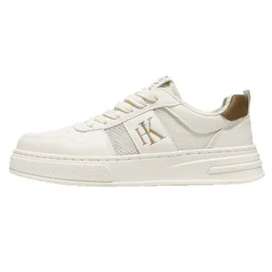 Baskets basses rétro blanches pour hommes avec empiècement en mesh et logo HK latéral