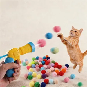 Giocattolo Interattivo per Gatti Pistola Lanciaballine con Palline in Poliestere Colorate ad Alta Elasticità Set di Gioco per Esercizio Indoor