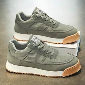 Chaussures de Skate Rétro pour Hommes à Plateforme Respirantes en Tissu de Soie Glacée Tige Basse à Lacets Baskets Casual Sport Jaune Noir Vert