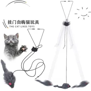 Jouet pour Chat Suspendu à la Porte Ajustable Corde Élastique Extensible Souris en Peluche Jouet d'Auto-divertissement pour Chats d'Intérieur Articles pour Animaux