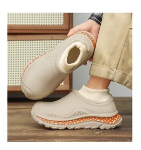 Winter warm closed-toe slippers with a knitted sock cuff and a thick platform sole