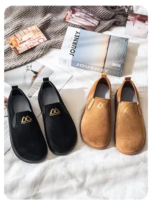 Mocasines de ante para hombre en color negro y marrón, diseño cómodo y elegante