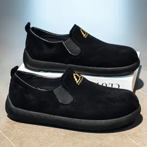 Mocasines de gamuza negra para hombre de alta calidad con logo dorado y diseño transpirable